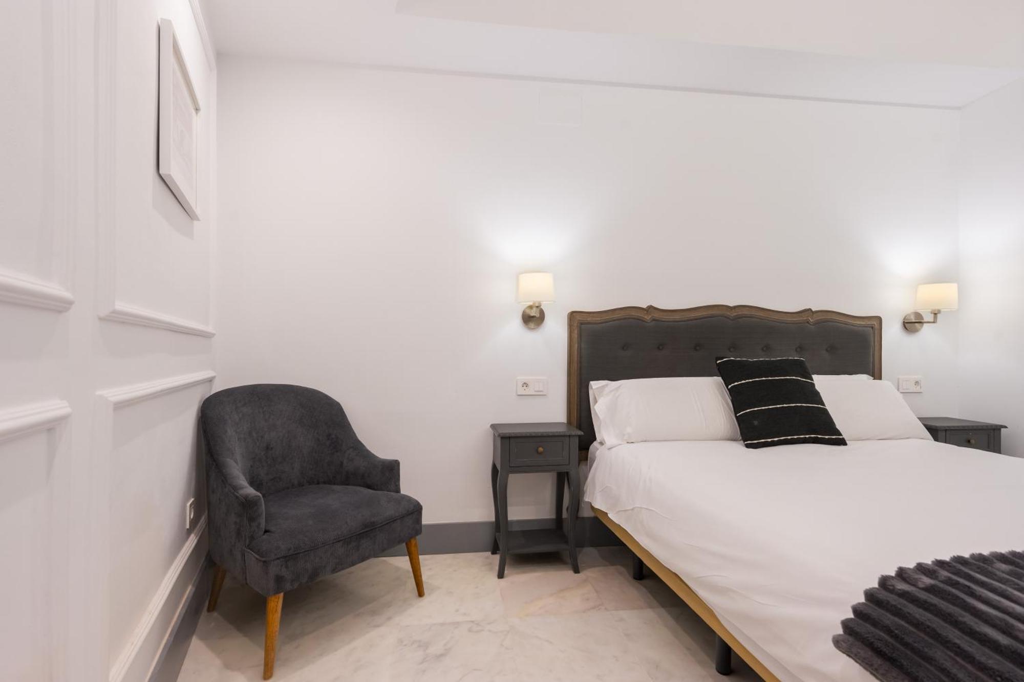 Panther Home Francos Σεβίλλη Εξωτερικό φωτογραφία
